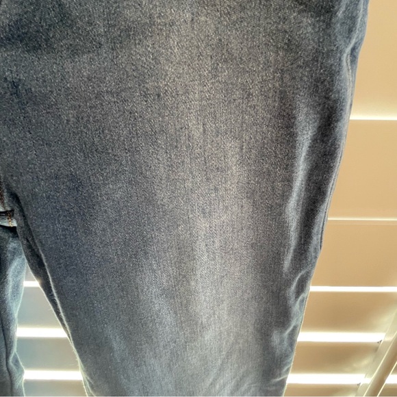 Vibrant Women's Denim Skinny Jeans - Picture 3 of 8